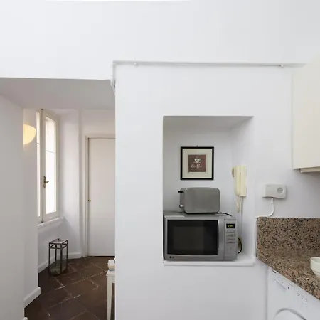Bernini Al Borgo Апартаменты *